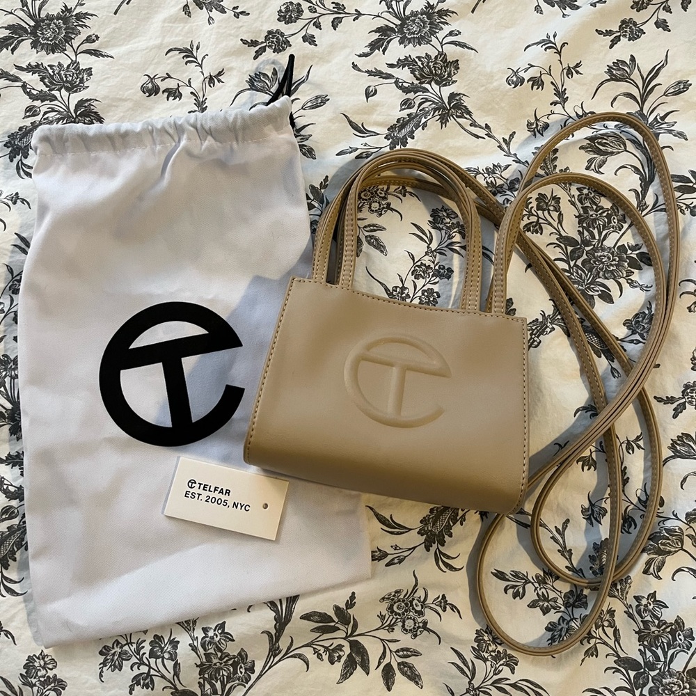 Telfar Small Shopping Bag in Cream